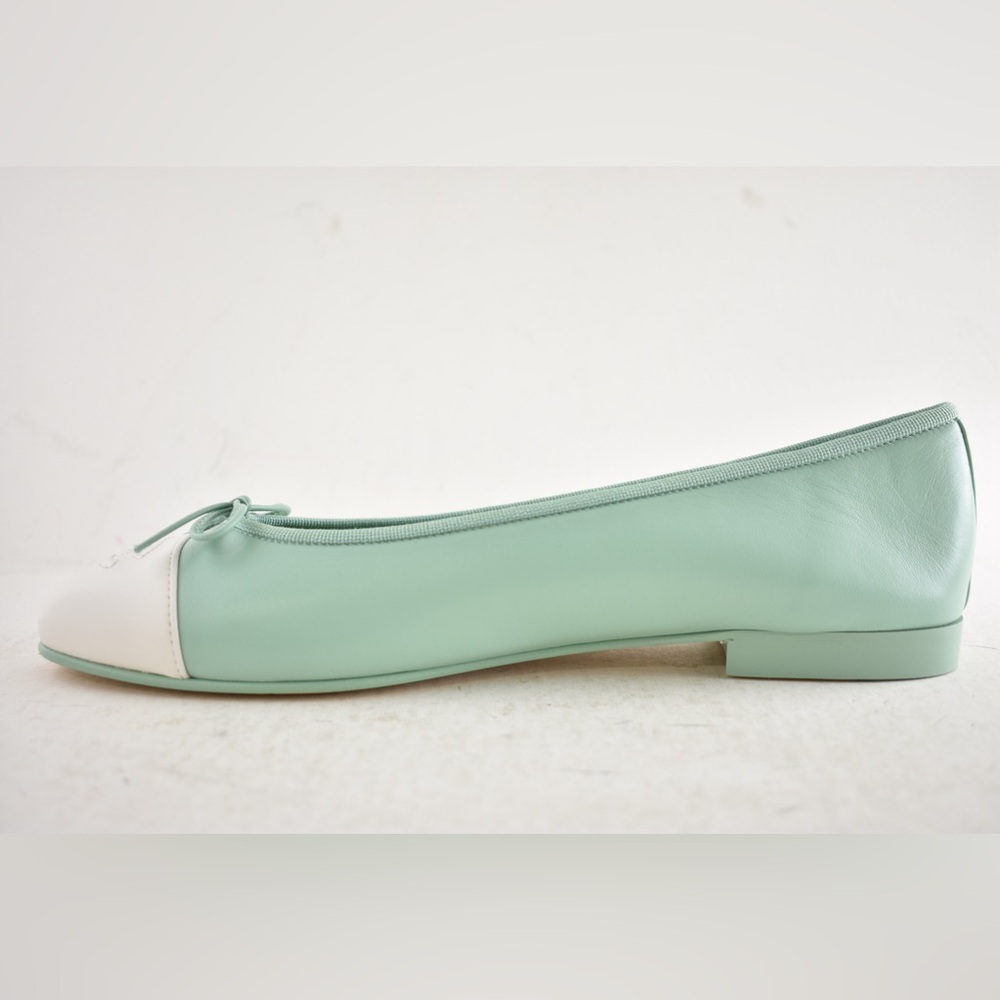 Chanel 26S Mint Green White Lambskin Leather CC Logo Ballet Ballerina Flat 37.5 - Picture 12 of 16